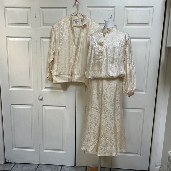 Vintage Stanley Nelson Pure Silk 3 Piece Skirt Suit Size Large - Picture 1 of 16